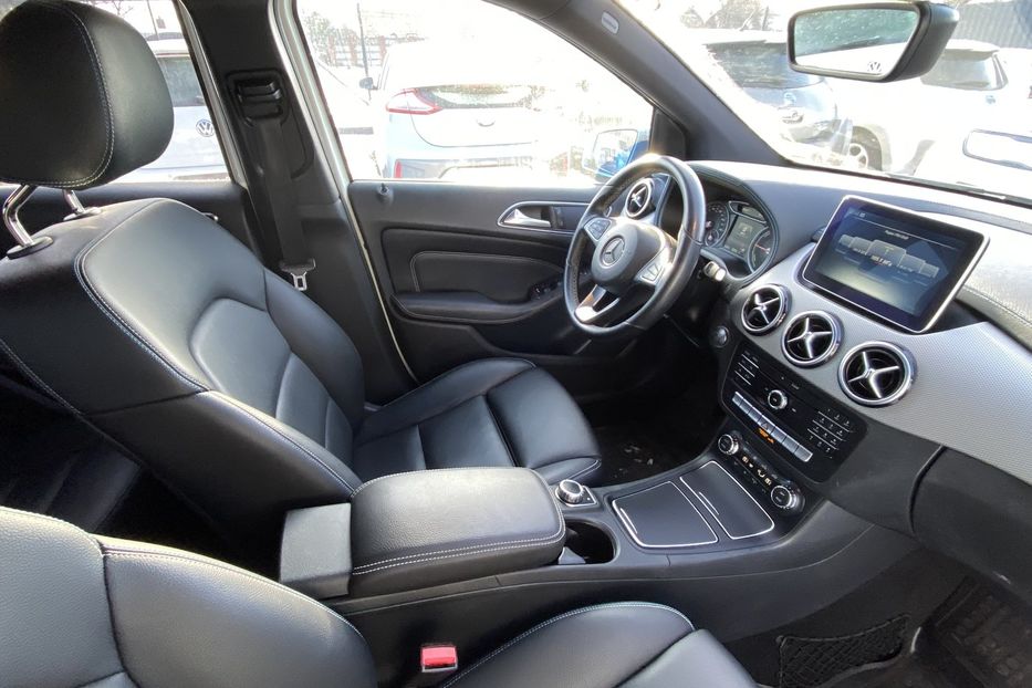 Продам Mercedes-Benz B-Class 2016 года в Луцке