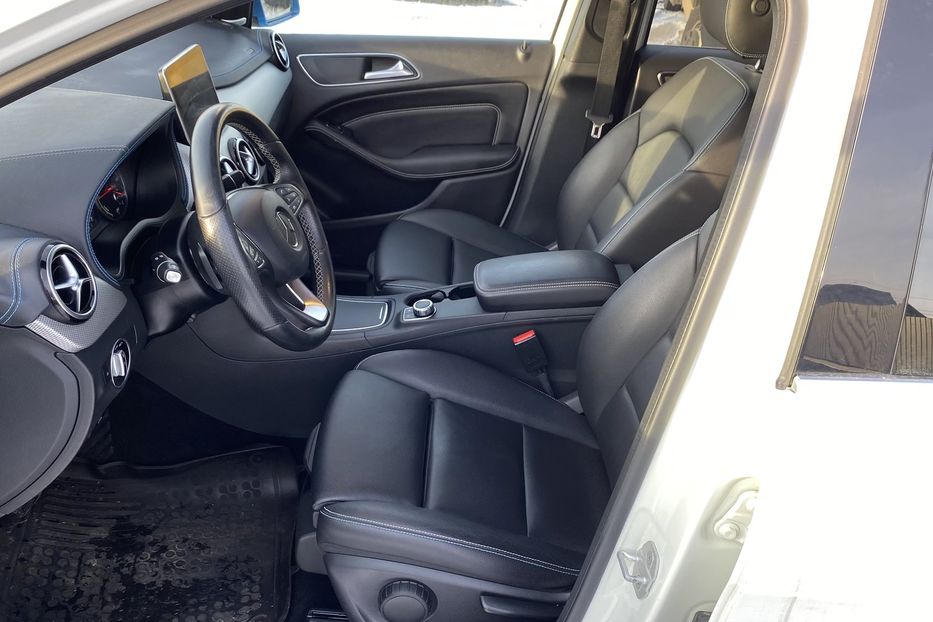 Продам Mercedes-Benz B-Class 2016 года в Луцке