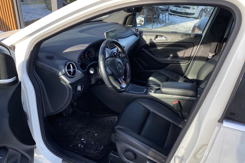 Продам Mercedes-Benz B-Class 2016 года в Луцке