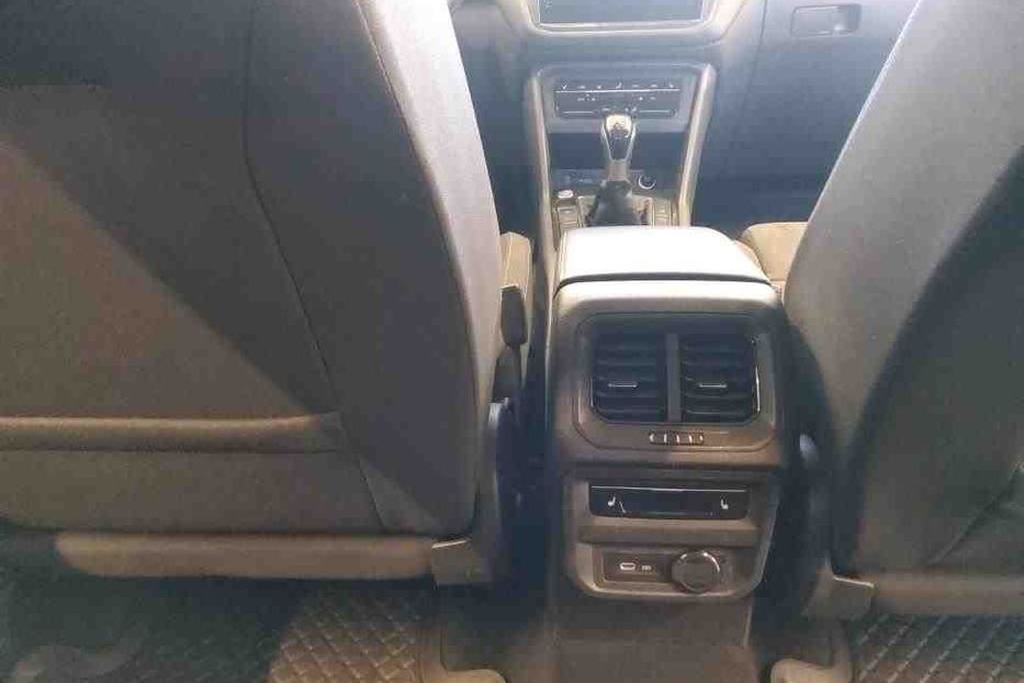 Продам Volkswagen Tiguan Allspace Life 4Motion 2022 года в Житомире
