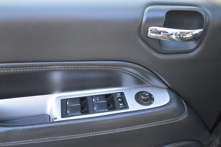 Продам Jeep Compass 2013 года в Одессе