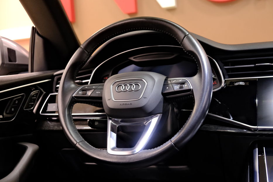 Продам Audi Q8 2019 года в Одессе