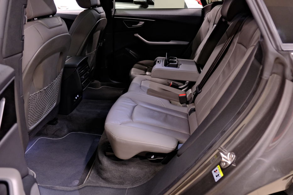 Продам Audi Q8 2019 года в Одессе