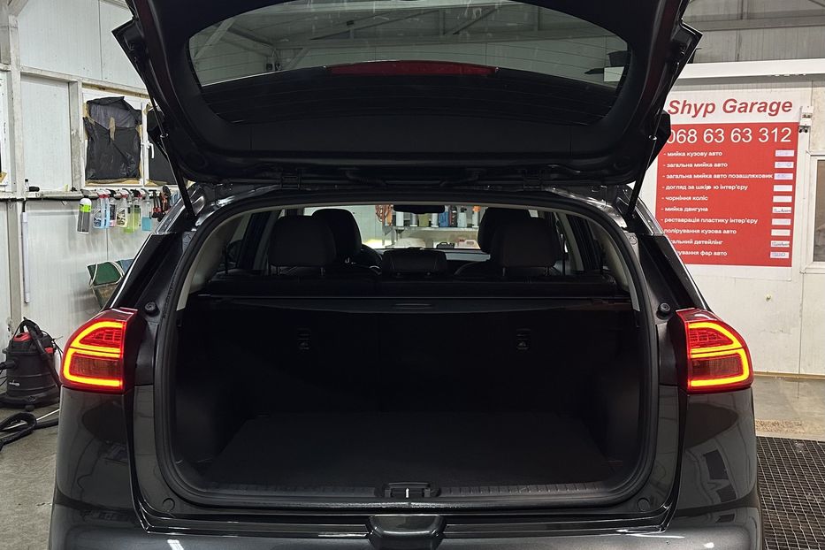 Продам Kia Niro 64кВт.Підігрів керма/сидінь 2022 года в Львове