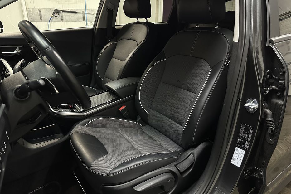 Продам Kia Niro 64кВт.Підігрів керма/сидінь 2022 года в Львове