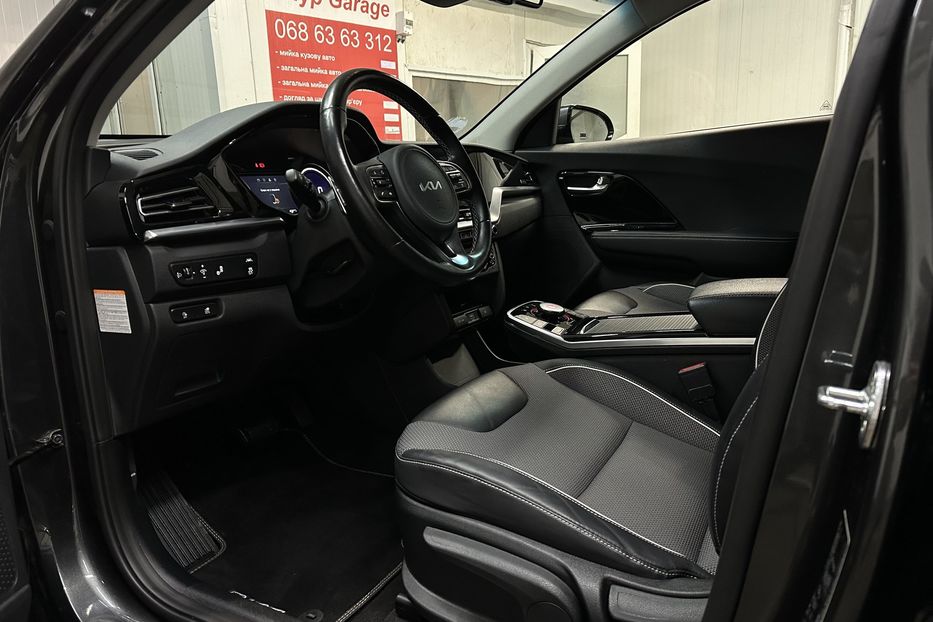 Продам Kia Niro 64кВт.Підігрів керма/сидінь 2022 года в Львове