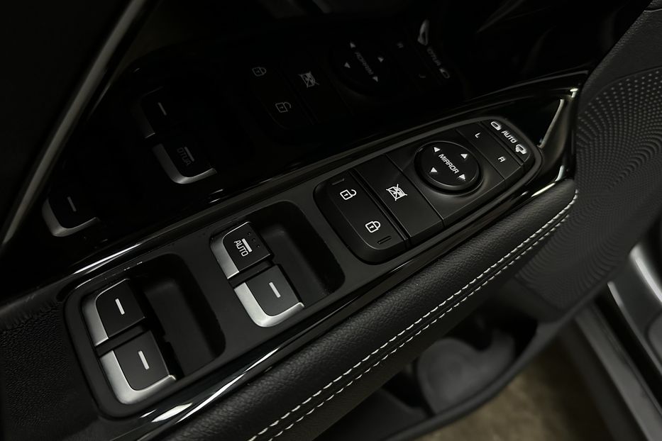 Продам Kia Niro 64кВт.Підігрів керма/сидінь 2022 года в Львове