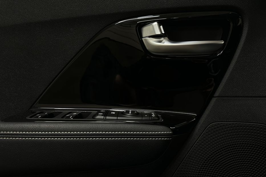 Продам Kia Niro 64кВт.Підігрів керма/сидінь 2022 года в Львове