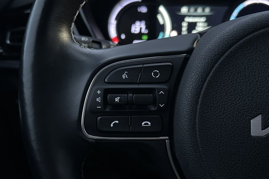 Продам Kia Niro 64кВт.Підігрів керма/сидінь 2022 года в Львове