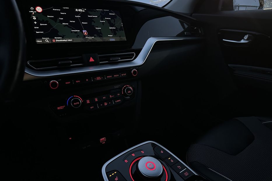 Продам Kia Niro 64кВт.Підігрів керма/сидінь 2022 года в Львове