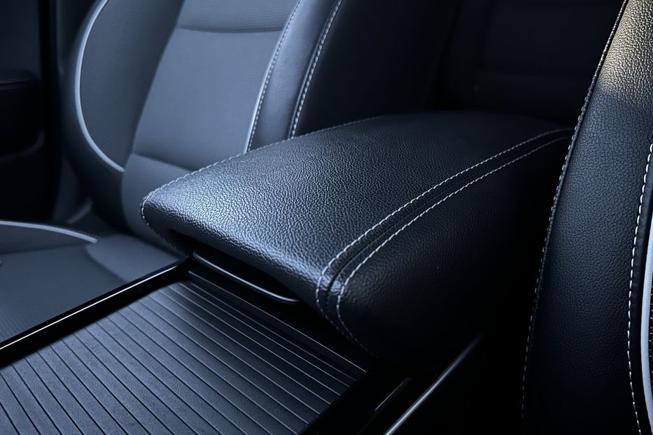 Продам Kia Niro 64кВт.Підігрів керма/сидінь 2022 года в Львове