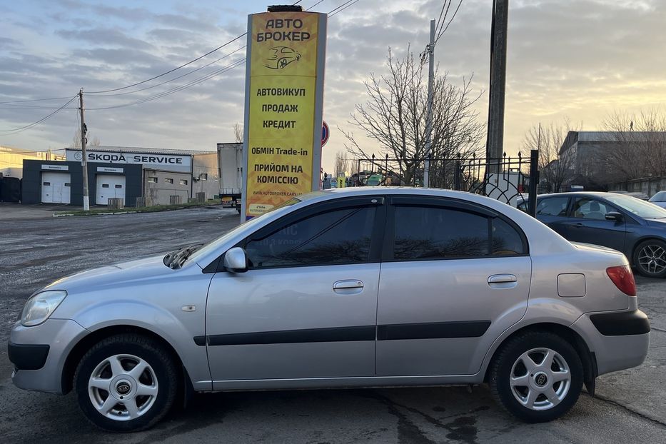 Продам Kia Rio Автомат 2006 года в Николаеве