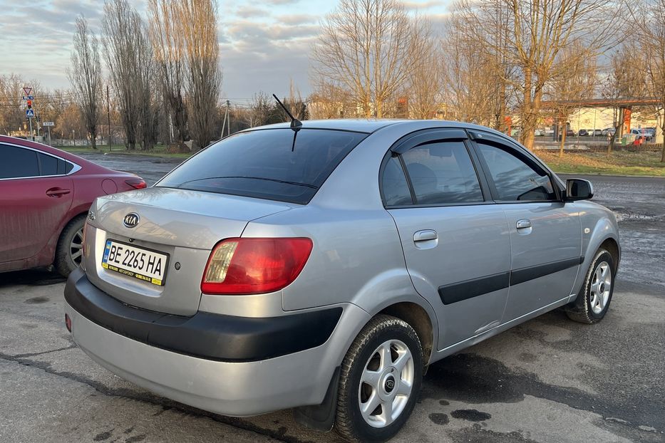 Продам Kia Rio Автомат 2006 года в Николаеве