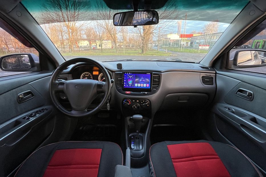 Продам Kia Rio Автомат 2006 года в Николаеве