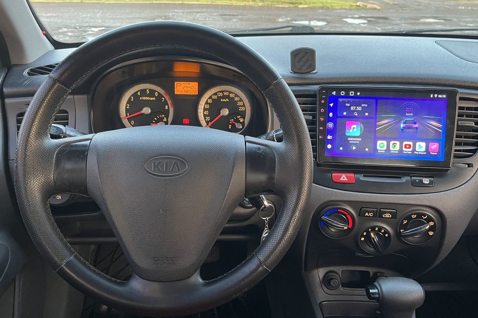 Продам Kia Rio Автомат 2006 года в Николаеве