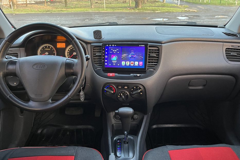 Продам Kia Rio Автомат 2006 года в Николаеве