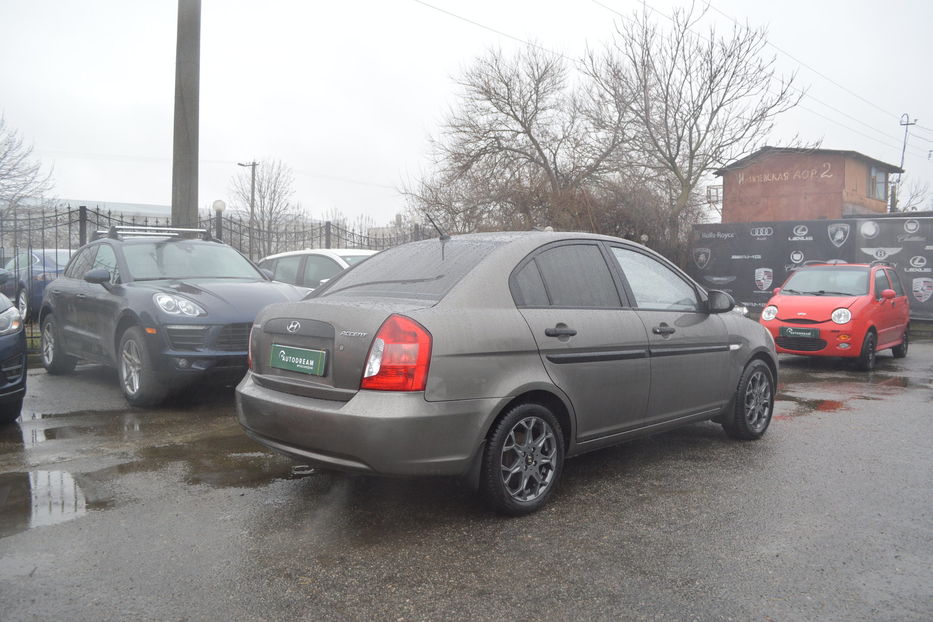 Продам Hyundai Accent  Official 2010 года в Одессе