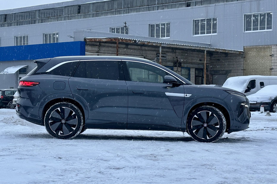 Продам BYD Tang 100.5 kWh (1102 к.с.) 4WD  2025 года в Киеве