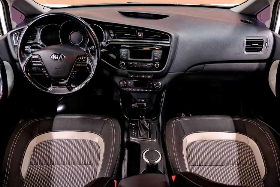 Продам Kia Ceed 2016 года в Одессе