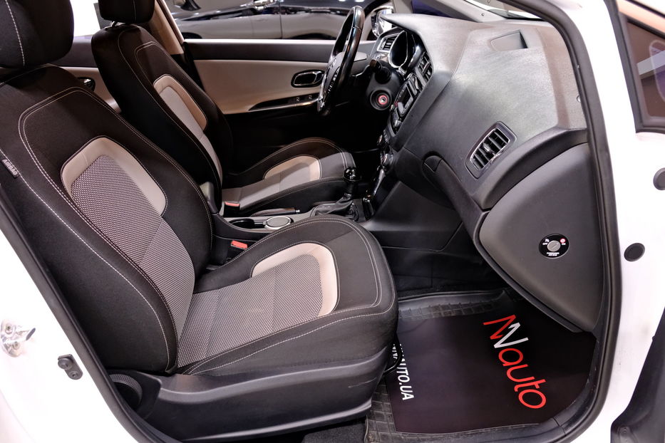 Продам Kia Ceed 2016 года в Одессе