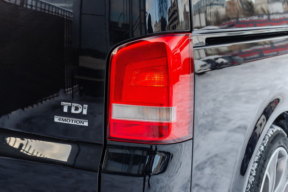 Продам Volkswagen Multivan 2.0TDi 4Motion 2011 года в Киеве