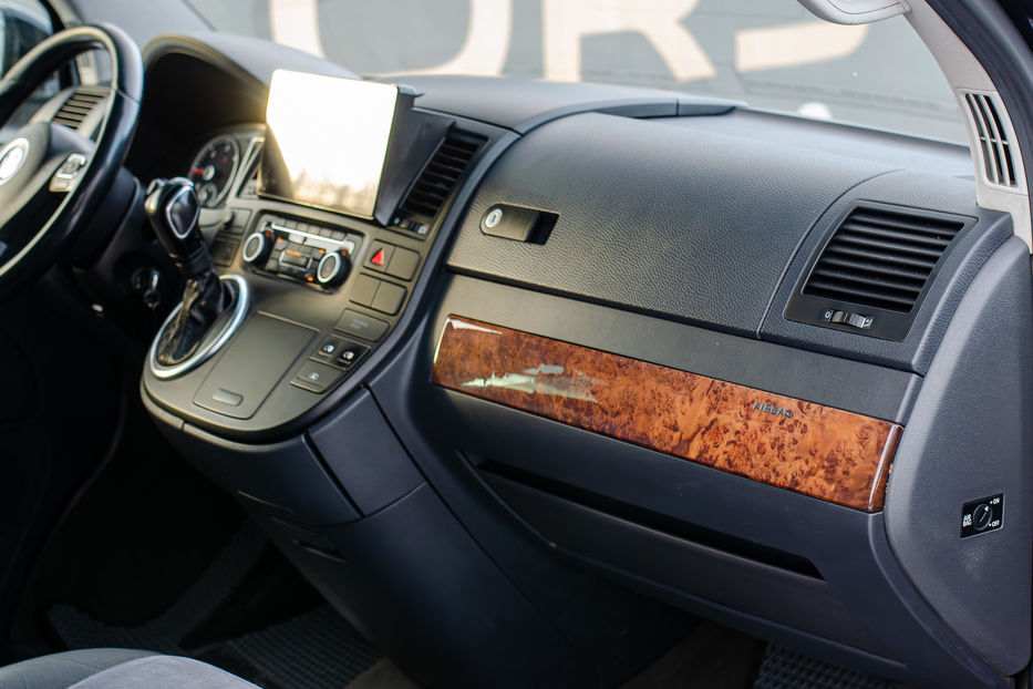 Продам Volkswagen Multivan 2.0TDi 4Motion 2011 года в Киеве