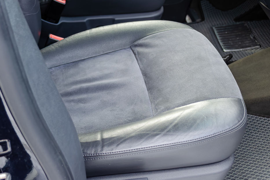 Продам Volkswagen Multivan 2.0TDi 4Motion 2011 года в Киеве