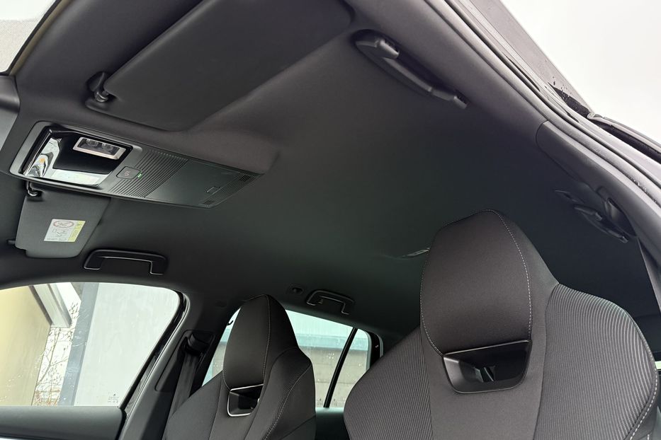 Продам Skoda Octavia А8 2.0 TDI 150к.с АТ FULL LED 2022 года в Львове