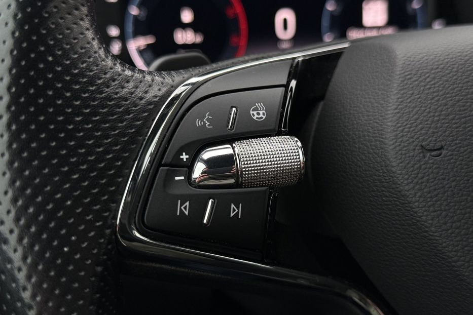 Продам Skoda Octavia А8 2.0 TDI 150к.с АТ FULL LED 2022 года в Львове