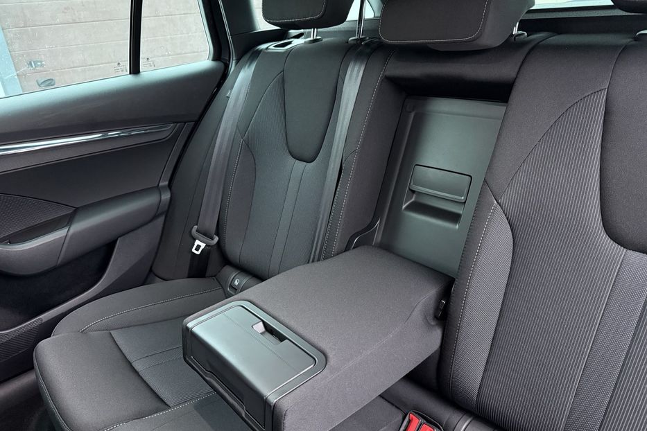 Продам Skoda Octavia А8 2.0 TDI 150к.с АТ FULL LED 2022 года в Львове