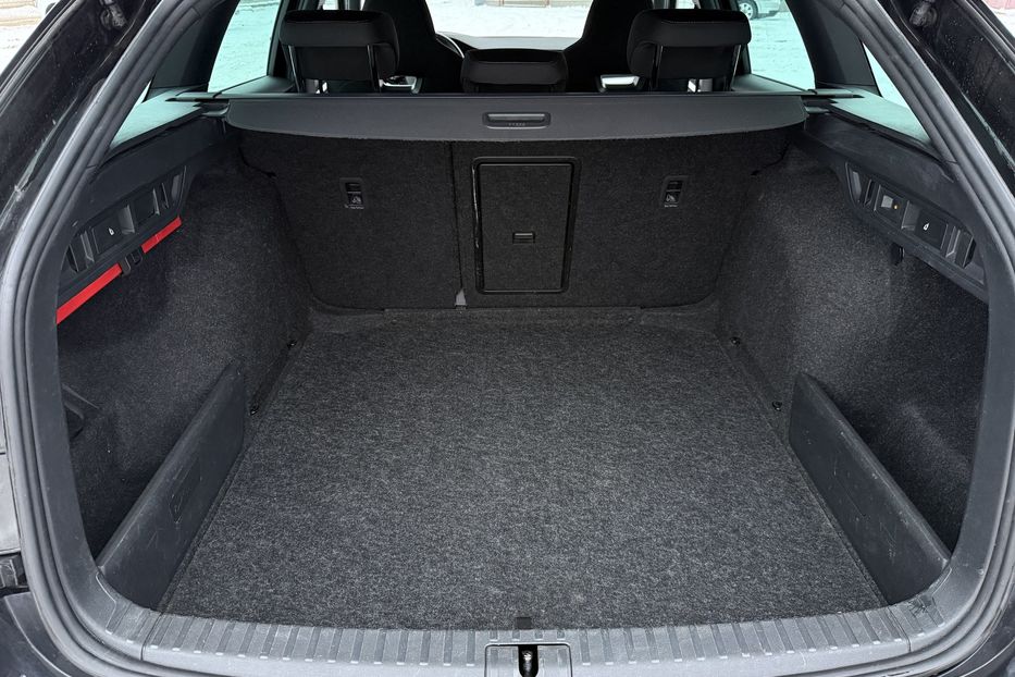 Продам Skoda Octavia А8 2.0 TDI 150к.с АТ FULL LED 2022 года в Львове