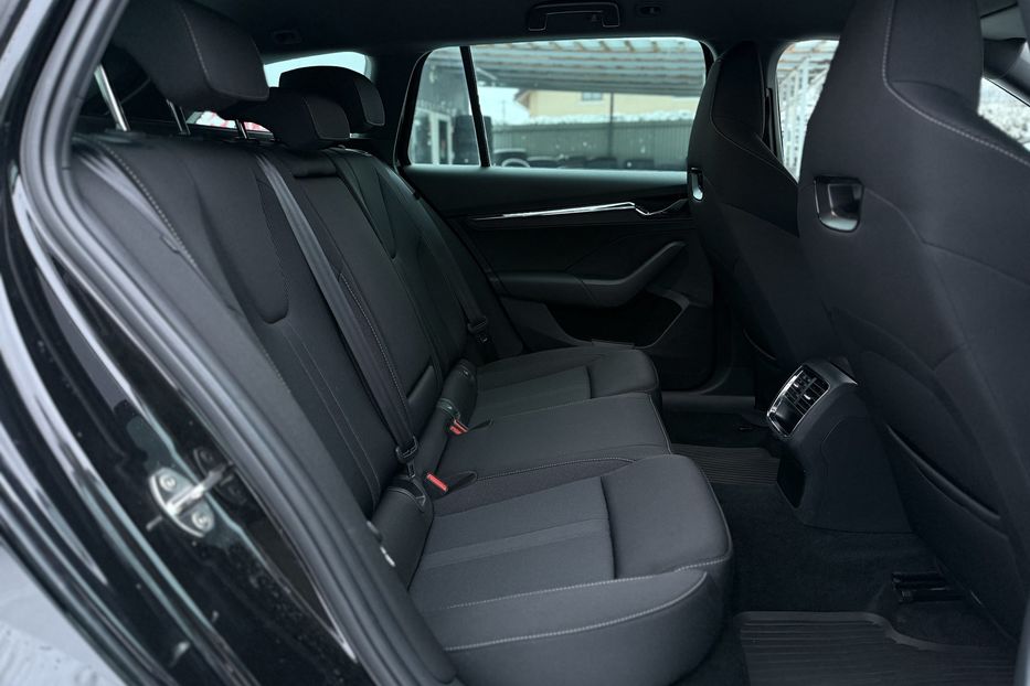 Продам Skoda Octavia А8 2.0 TDI 150к.с АТ FULL LED 2022 года в Львове