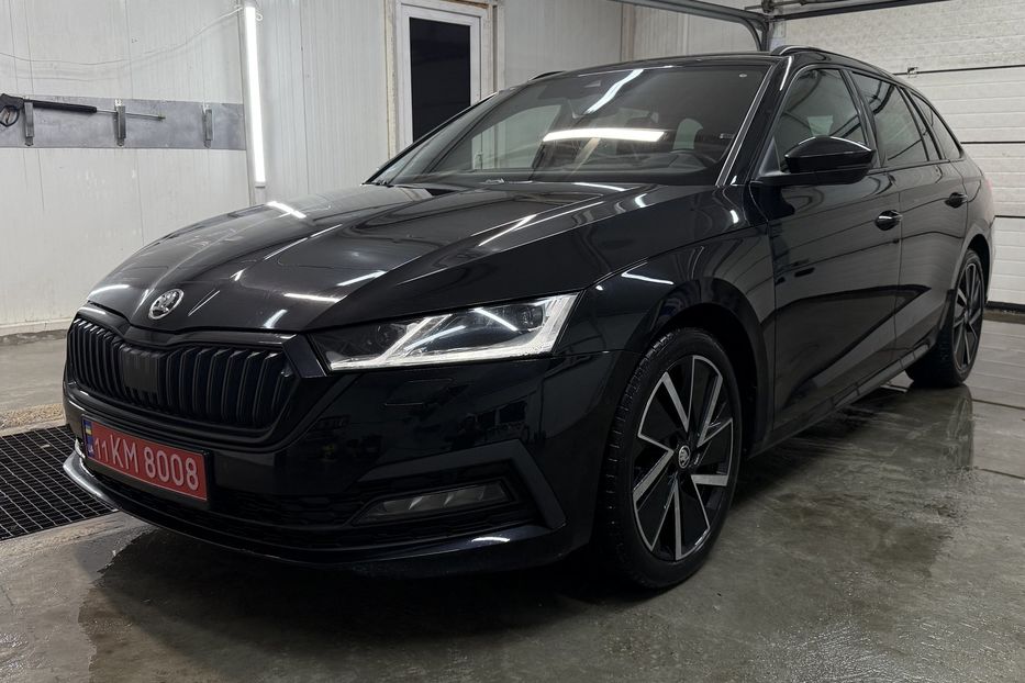 Продам Skoda Octavia А8 2.0 TDI 150к.с АТ FULL LED 2022 года в Львове