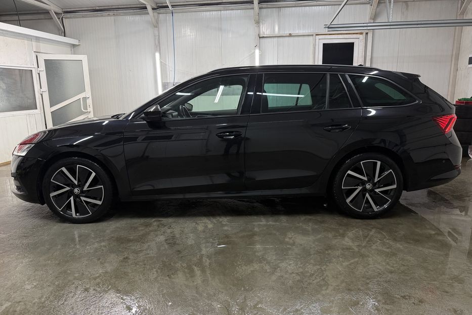 Продам Skoda Octavia А8 2.0 TDI 150к.с АТ FULL LED 2022 года в Львове