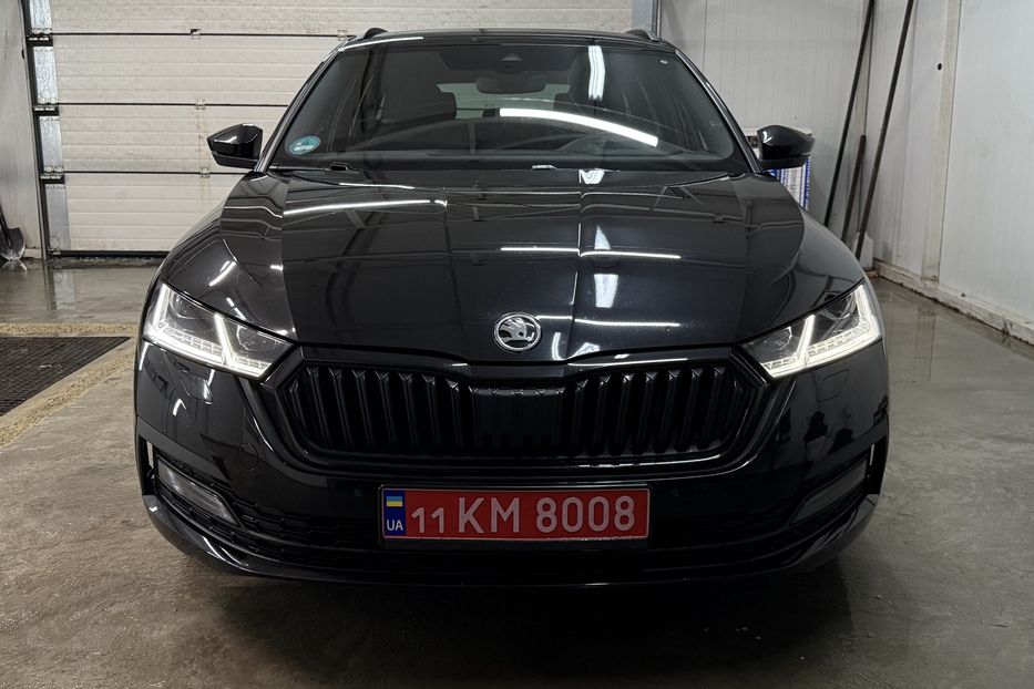 Продам Skoda Octavia А8 2.0 TDI 150к.с АТ FULL LED 2022 года в Львове