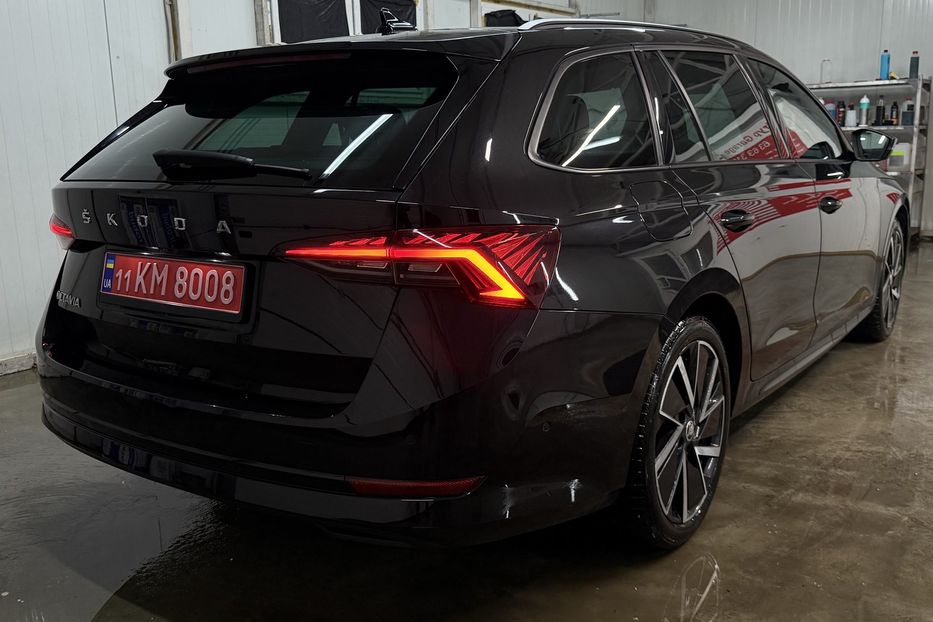 Продам Skoda Octavia А8 2.0 TDI 150к.с АТ FULL LED 2022 года в Львове