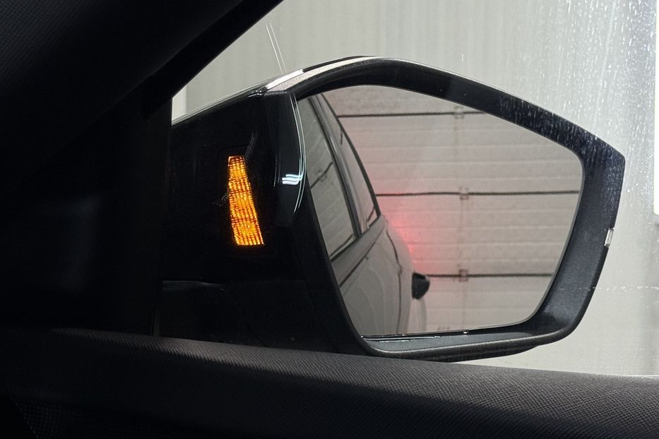 Продам Skoda Octavia А8 2.0 TDI 150к.с АТ FULL LED 2022 года в Львове