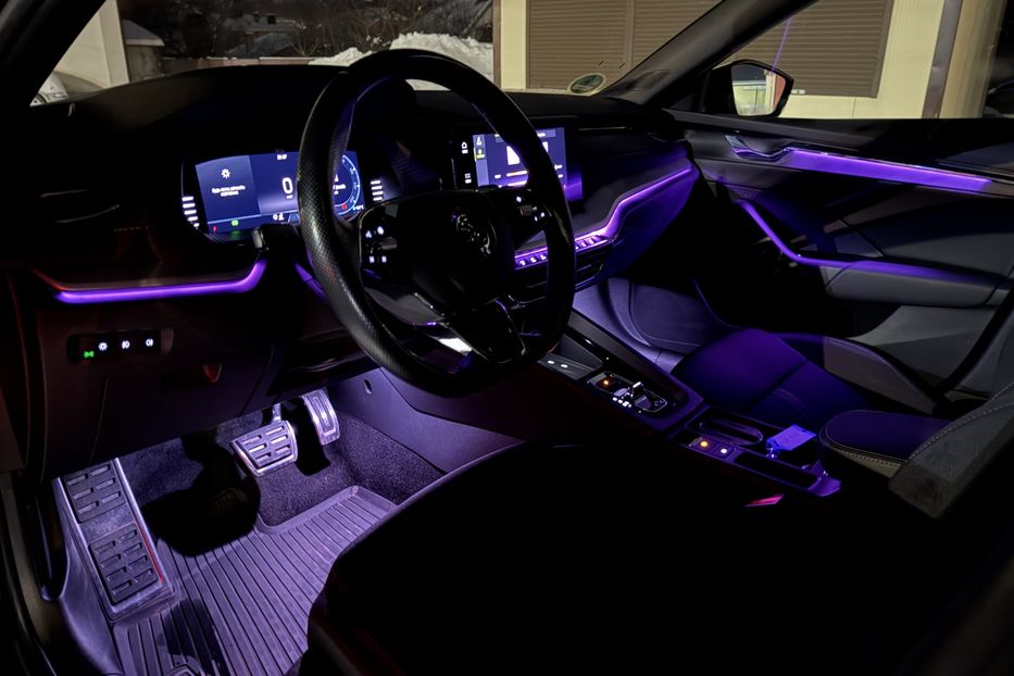 Продам Skoda Octavia А8 2.0 TDI 150к.с АТ FULL LED 2022 года в Львове