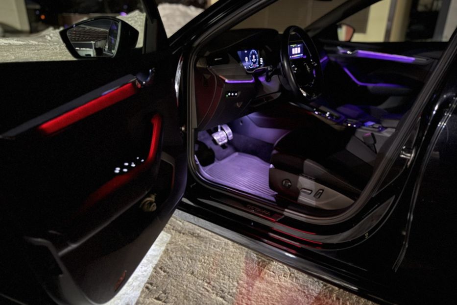 Продам Skoda Octavia А8 2.0 TDI 150к.с АТ FULL LED 2022 года в Львове