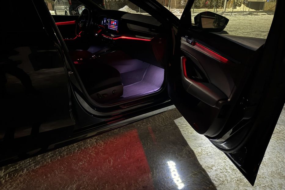 Продам Skoda Octavia А8 2.0 TDI 150к.с АТ FULL LED 2022 года в Львове