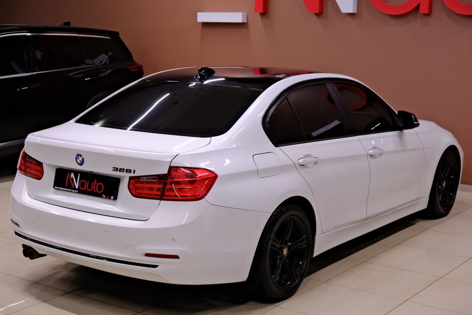 Продам BMW 328 2014 года в Одессе