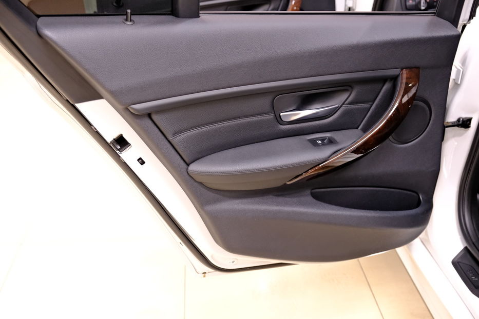 Продам BMW 328 2014 года в Одессе