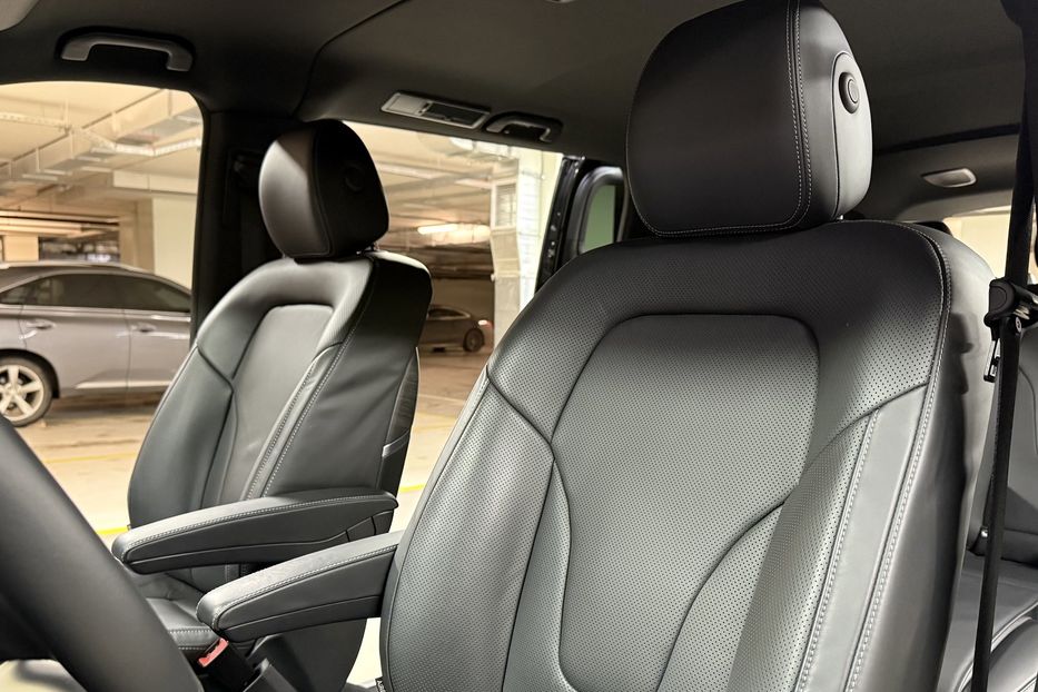 Продам Mercedes-Benz V-Class V 300d 2025 года в Киеве