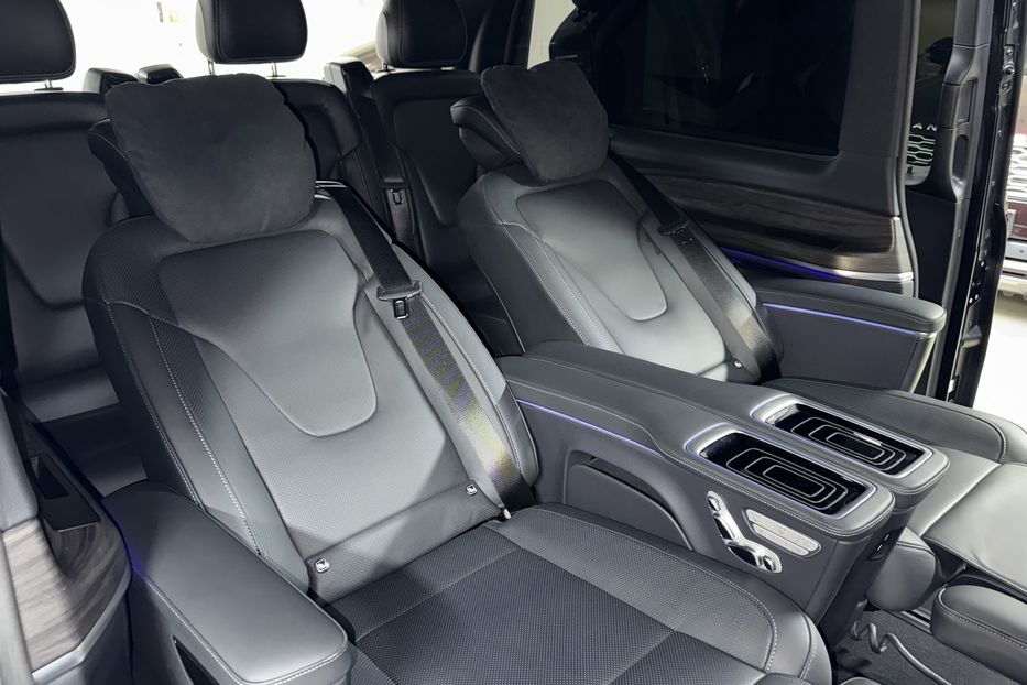 Продам Mercedes-Benz V-Class V 300d 2025 года в Киеве