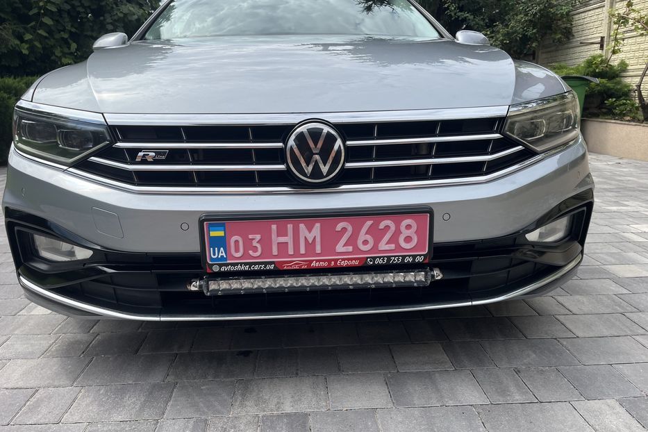 Продам Volkswagen Passat B8 R-Line 4*4 200к.с  2021 года в Житомире