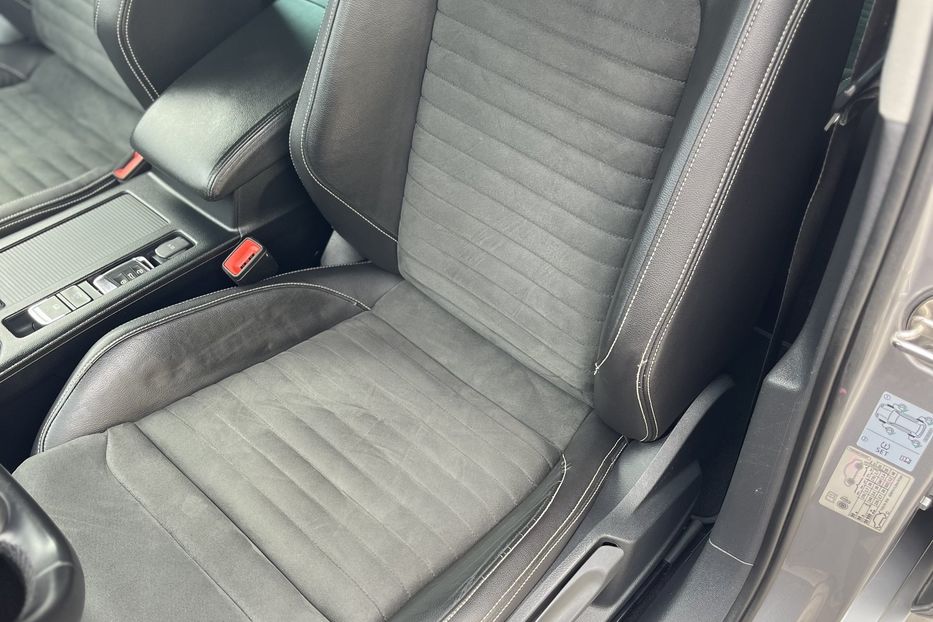 Продам Volkswagen Passat B8 R-Line 4*4 200к.с  2021 года в Житомире