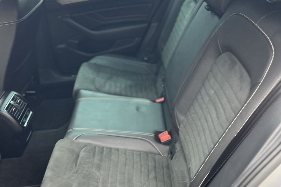 Продам Volkswagen Passat B8 R-Line 4*4 200к.с  2021 года в Житомире