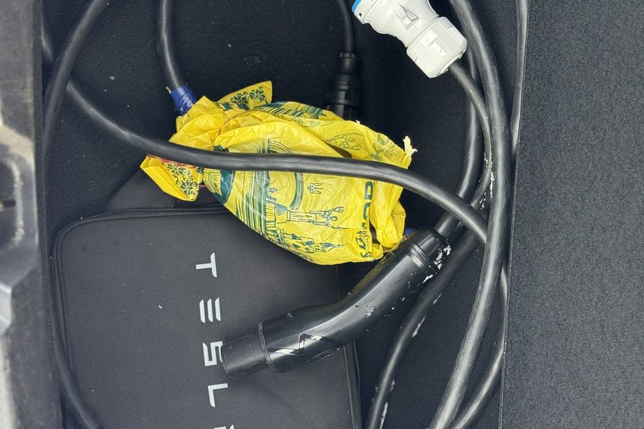 Продам Tesla Model 3 4х4 82 kWh (COMIS) 2022 года в г. Умань, Черкасская область