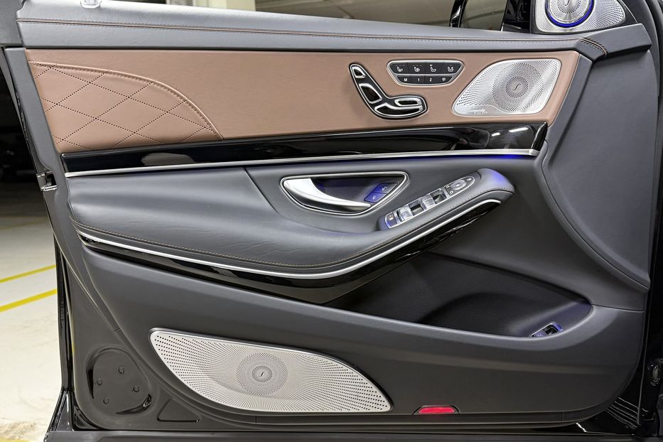 Продам Mercedes-Benz S-Class S 63 AMG 2017 года в Киеве