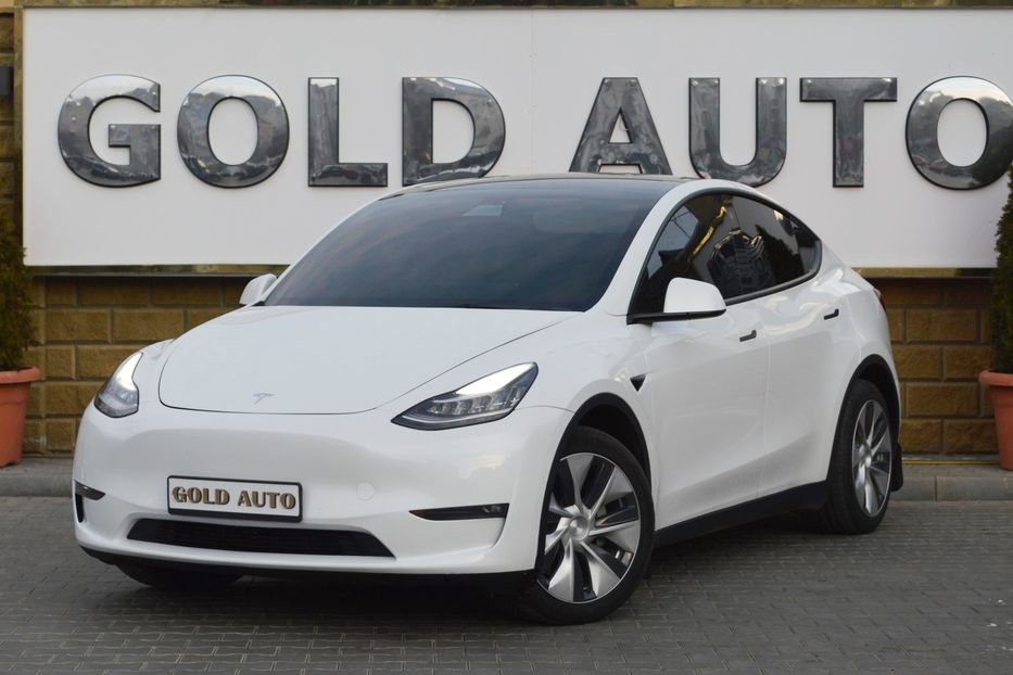Продам Tesla Model Y 2022 года в Одессе